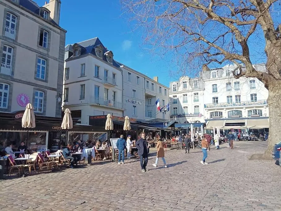 La Mer Et Porte Saint Vincent location